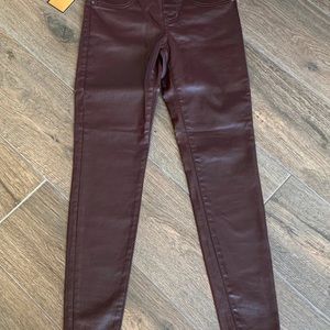 Rock & Republic Pull on Leggings Fever NWT